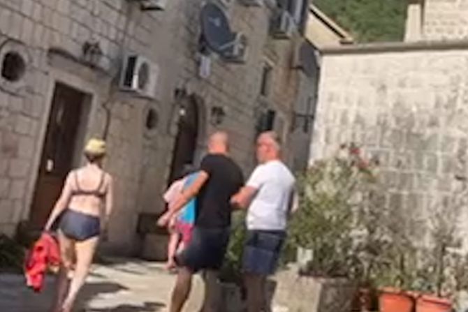 Saša Matić, vila, Perast, Crna Gora
