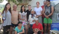Mladi volonteri pomažu u sanaciji kuće porodice Živković iz Babušnice: Preti da im se sruši na glavu