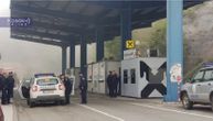 Haos u autobusu na Jarinju: Policija izvukla mladića napolje, utvrdilo se da se radi o beguncu