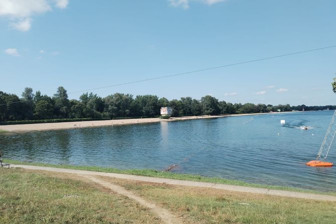 Nudistička plaža Ada Ciganlija