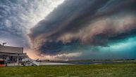 EKSKLUZIVNE FOTOGRAFIJE: Superćelijska oluja iznad aerodroma Zagreb