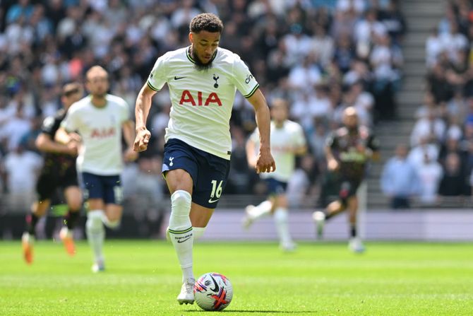 Arnaut Dandžuma, Totenhem Arnaut Dandžuma, Totenhem