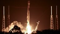 Ilon Mask lansirao 22 satelita u orbitu, raketa se spustila na bespilotni brod u Atlantiku