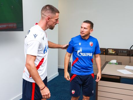 Miloš Degenek Miloš Degenek