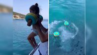 Devojčicu bacili sa broda, spali joj mišići, a ona nestala u moru: Dramatičan snimak iz Turske, javila se mama