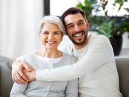 majka i sin, majka, sin, zagrljaj, porodica