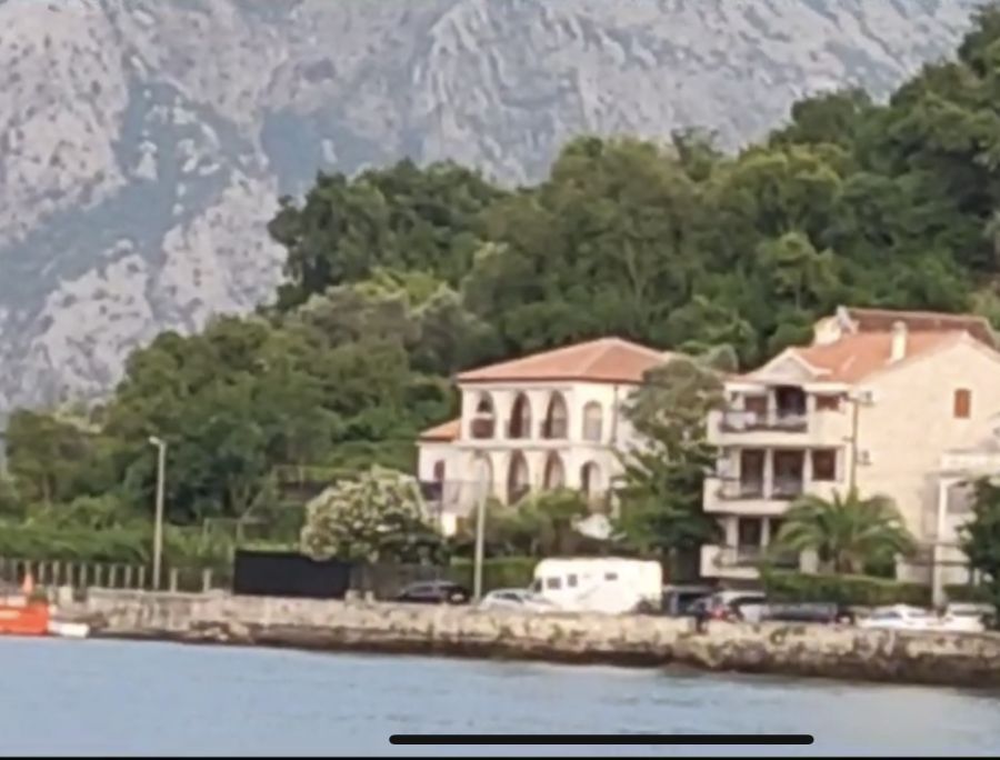 Ovo je najlepša kuća na crnogorskom primorju: Vlasnik je poznati sportista, a mesto koje je izabrao je "raj"
