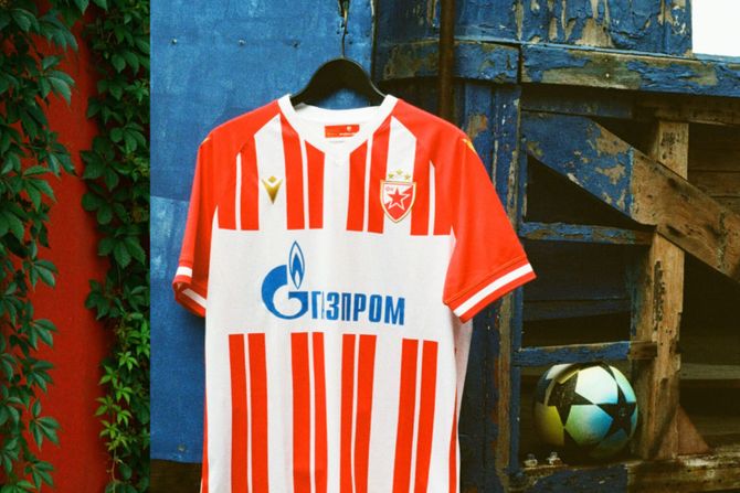 FK Crvena zvezda, dresovi