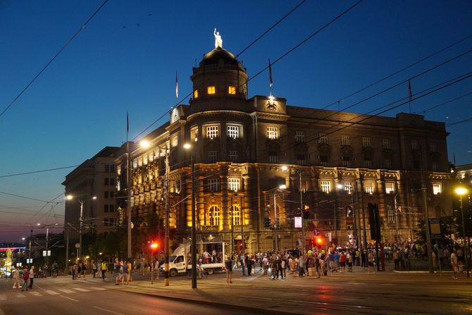 Beograd protesti Srbija protiv nasilja