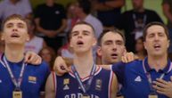 Da suza krene: Pogledajte kako mladi košarkaši Srbije pevaju "Bože pravde", grmi u Nišu!