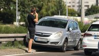 Nezgoda na auto-putu kod Arene: Automobil završio u suprotnom smeru