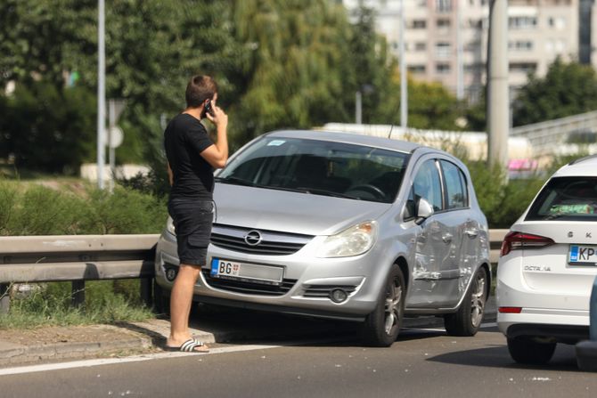 Saobraćajna nesreća Novi Beograd kod Arene