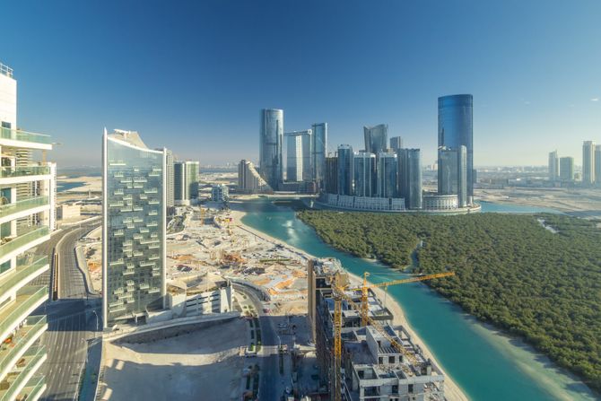 Ostrvo Saadiyat, Ujedinjeni Arapski Emirati