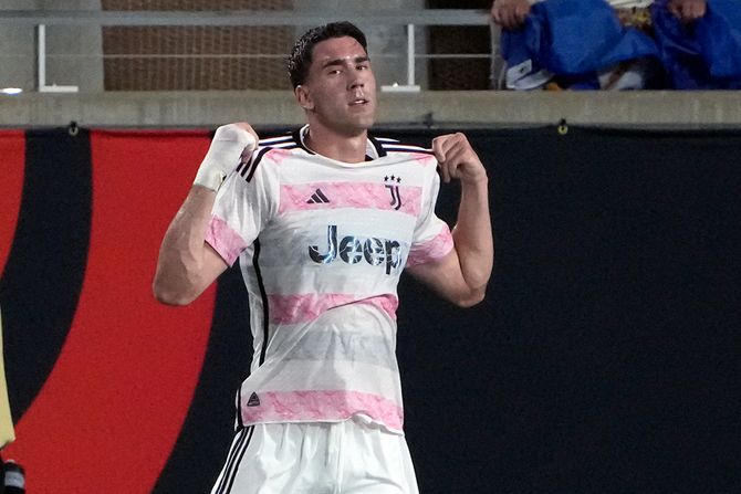 Dušan Vlahović, Juventus Dušan Vlahović, Juventus