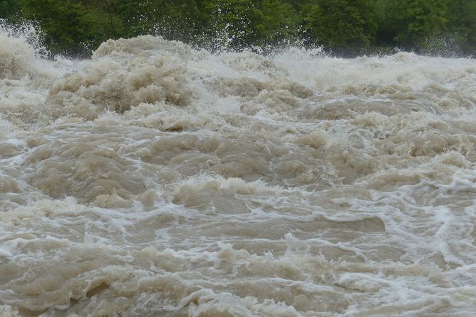 Bujica, poplave