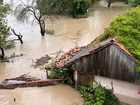 Slovenija Čatez poplava polave