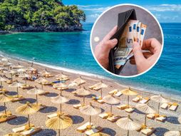 Crna Gora Petrovac plaža Lučice novčanik