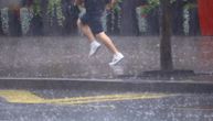 Pravi "tuš" nad Beogradom: Kiša ne posustaje, oko 13 sati sručio se ogroman pljusak