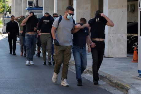 Grčka privođenje navijača Grčka privođenje navijača