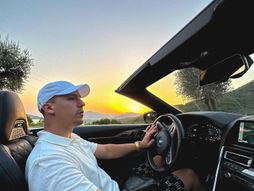 Anja Blagojević, Baka Prase Bogdan Ilić