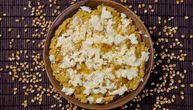 Tradicionalni i brzi recept za kačamak sa sirom: Doručak koji će obožavati i najmlađi