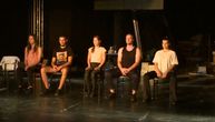 Predstava "Tiho tiše" premijerno odigrana na Letnjoj sceni Beogradskog dramskog pozorišta