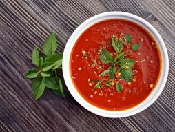 posni paradajz sos sa sojinim ljuspicama