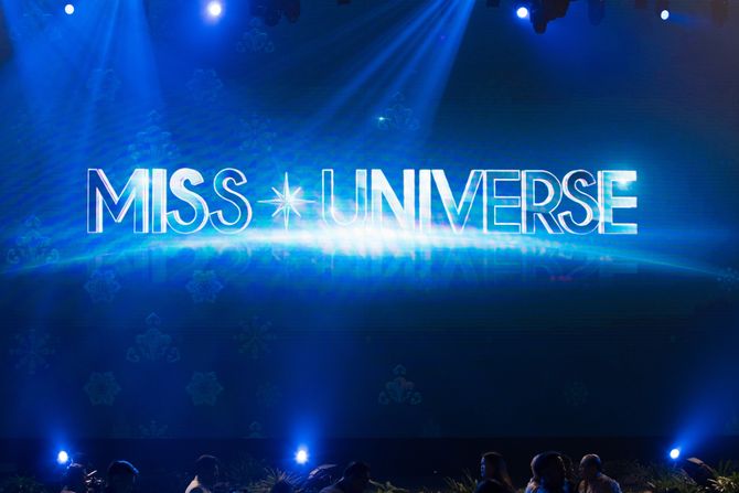 Miss Universe, Mis Univerzum