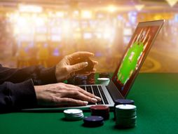 Kazino poker računar