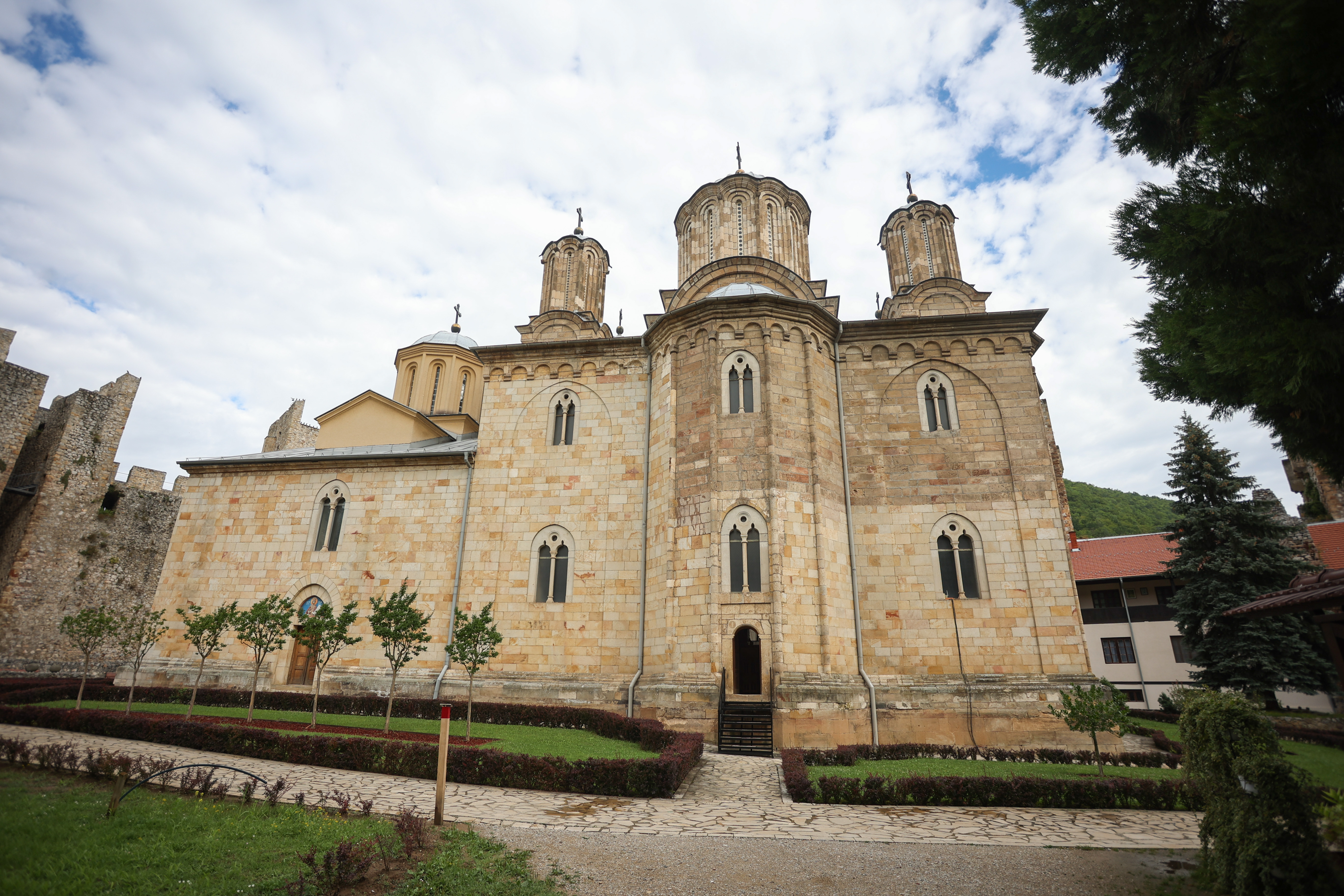 Ministarstvo kulture ove godine opredelilo 463.900.000 dinara za manastir Manasija