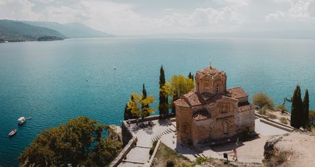 Ohridsko jezero, Ohrid, crkva na Ohridu Ohridsko jezero, Ohrid, crkva na Ohridu
