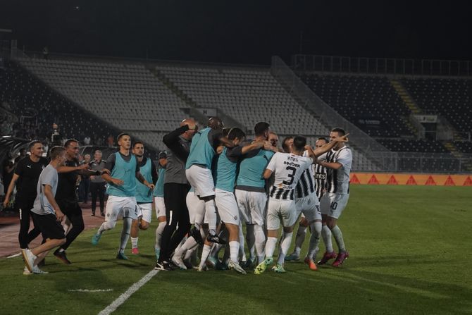 FK Partizan, FK Sabah