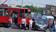 Zastoji na Autokomandi zbog udesa tramvaja i automobila