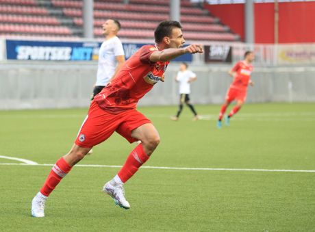 IMT pobedio Čukarički rezultatom 3:0, Traktoristi pregazili Brđane pred  Olimpijakos - Sportal