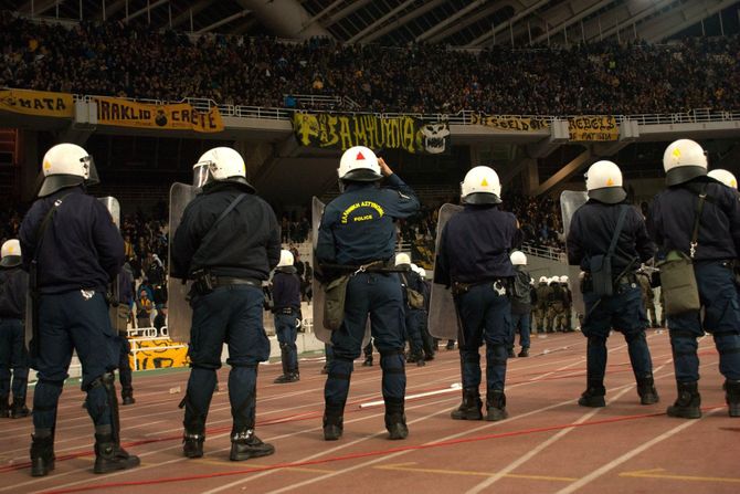 Policija, Grčka, FK AEK