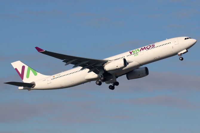 Wamos Air A330-300