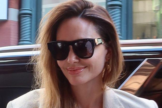 Angelina Jolie Angelina Jolie