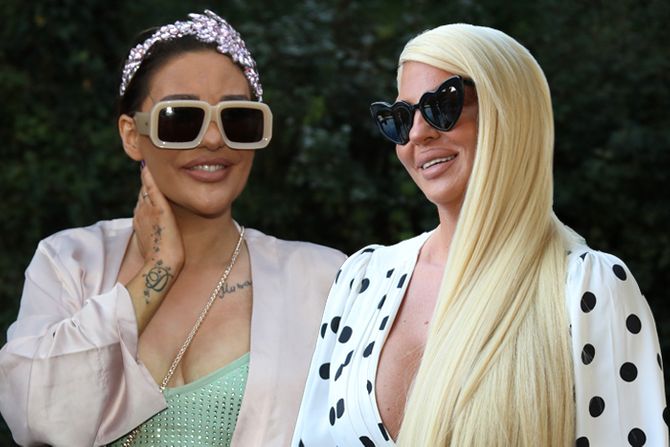 Ana Nikolić i Jelena Karleuša Ana Nikolić i Jelena Karleuša