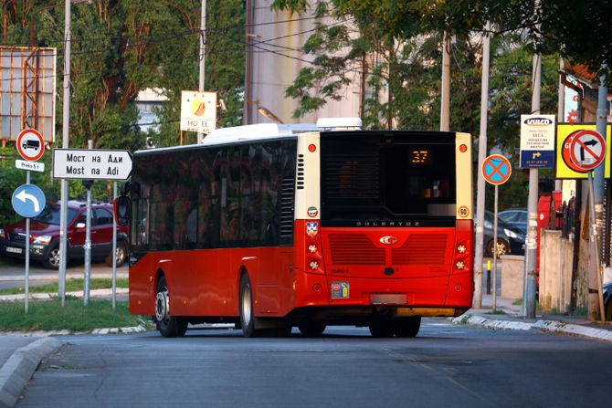 Autobus 37 Gradski prevoz Javni prevoz Autobus 37 Gradski prevoz Javni prevoz