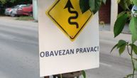 Sarkastična saobraćajna signalizacija osvanula u centru Leskovca: "Nema šanse" i znak za koji niko nije čuo