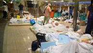Dramatični prizori iz Grčke: Pacijenti leže na podu trajekta, zbog velikog požara evakuisana bolnica