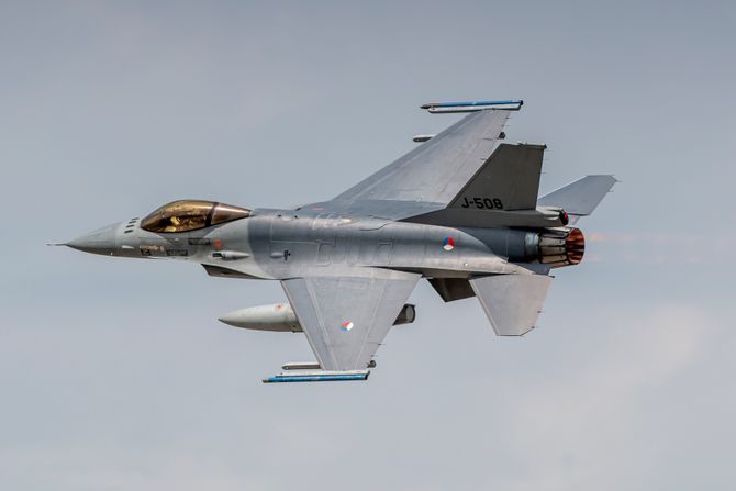 Avion F16 Holandija