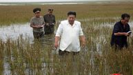 Kim iz vode do struka preti saradnicima: Besan što nisu sprečili poplave, opleo po premijeru