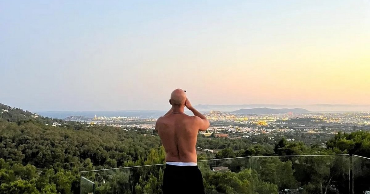 He is the most convincing villain on the domestic scene: "They shot at me, I came to the casting from a construction site"