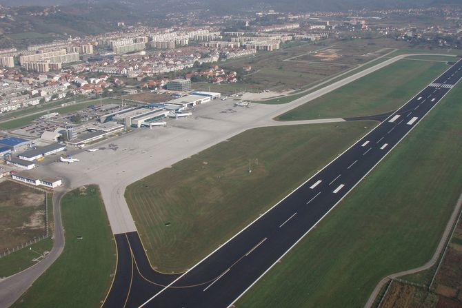 Aerodromi BiH, Sarajevo