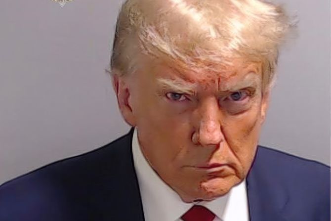 Zatvorska fotografija, mugshot, Donald Tramp Zatvorska fotografija, mugshot, Donald Tramp