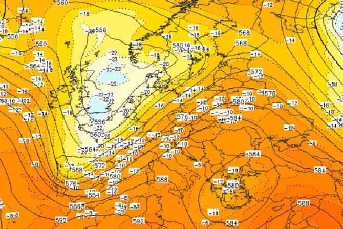 Sinoptička situacija nad Evropom i visinski ciklon nad Grčkom