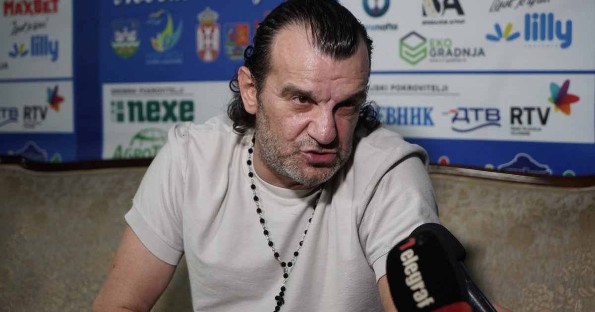 Певец Аца Лукас госпитализирован в Белграде