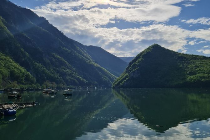 Jezero Perućac