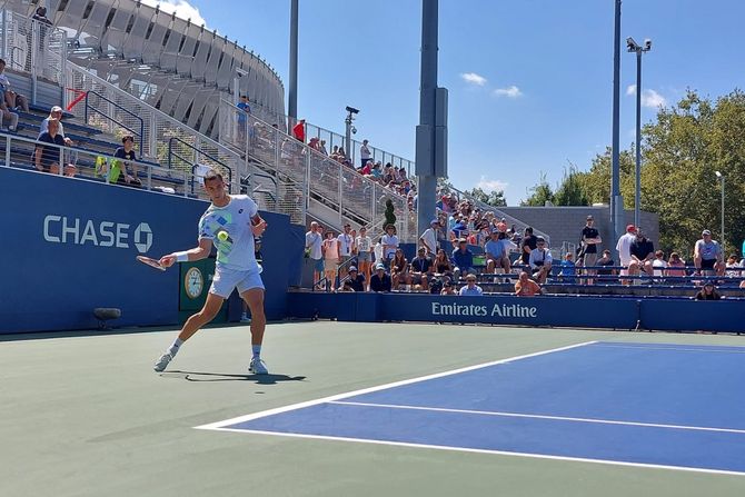 Laslo Đere tenis us open